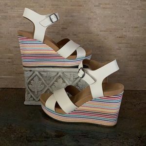 Lucky Brand Wedge Sandal